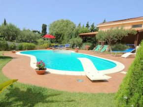 Отель Charming house with private pool in a beautiful area, Бузето Палиццоло